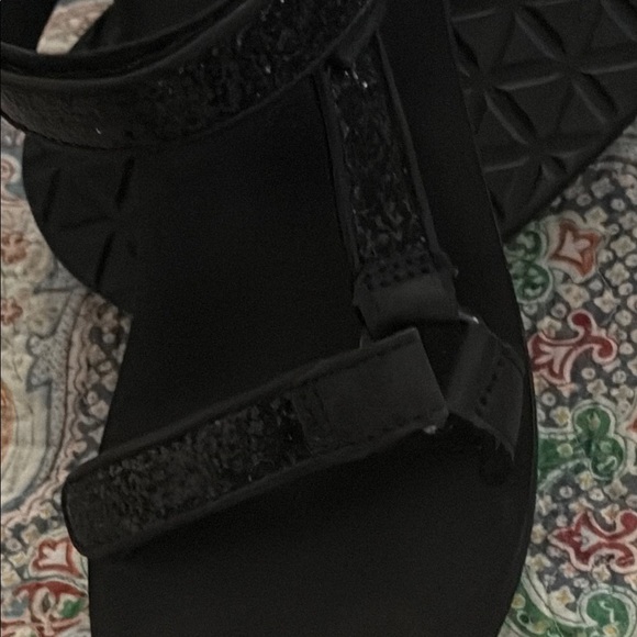 Teva Midform Universal Glam Black  Shimmery Sandals Size 9 - Picture 5 of 5
